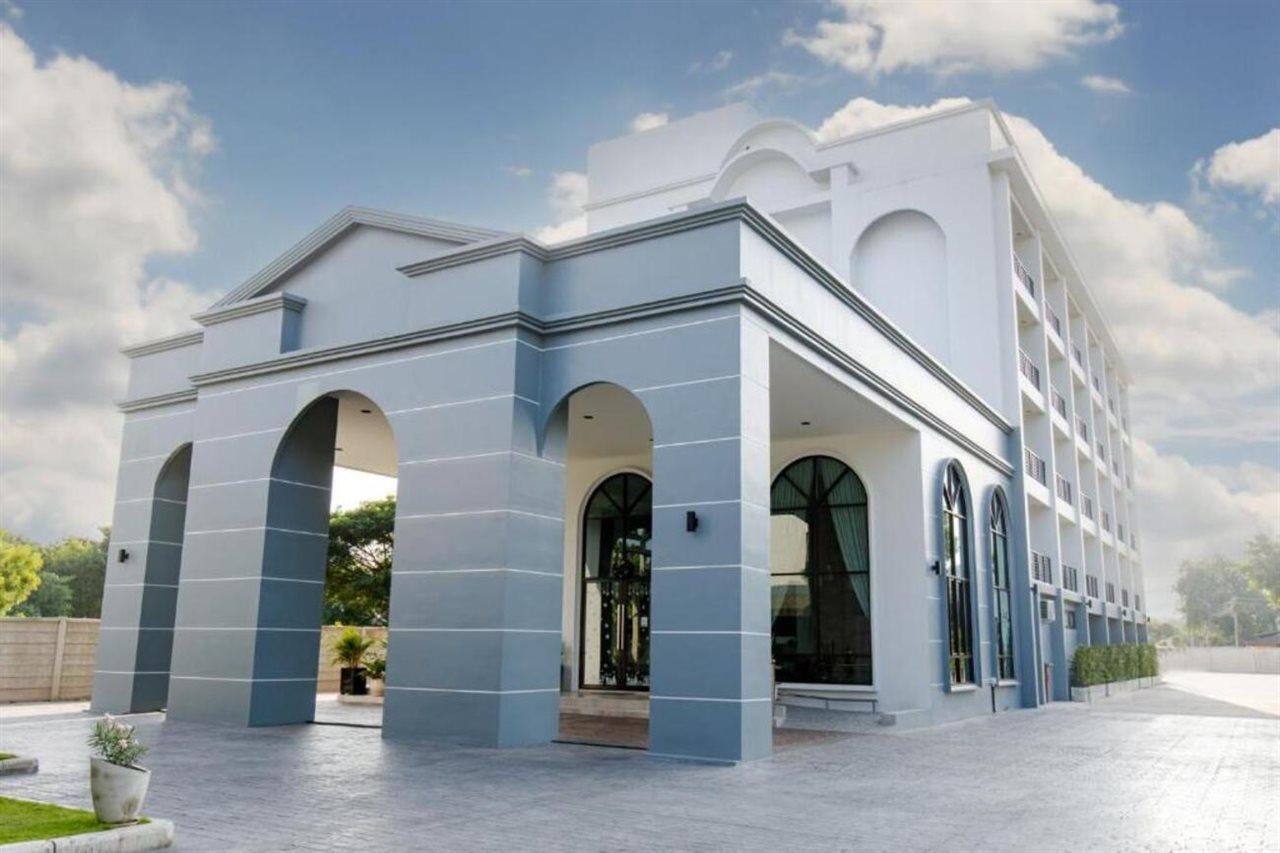Le Lert Hotel Ratchaburi Экстерьер фото