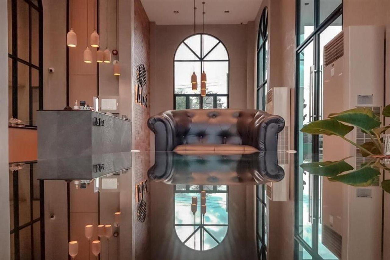 Le Lert Hotel Ratchaburi Экстерьер фото